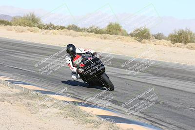 media/Dec-01-2025-Moto Forza (Mon) [[2daa91e15f]]/1-Advanced Group/Session 4 (Turn 10 Inside)/